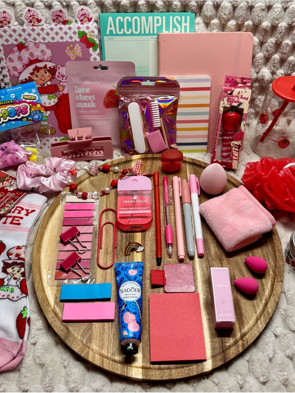 Sweet As A Strawberry 🍓 Stationary Beauty 30 Item Gift Bundle